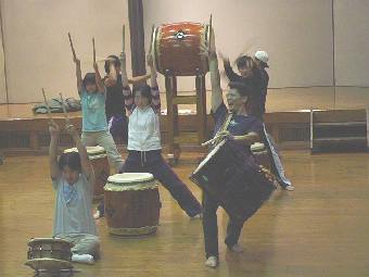 �x�n�f�x����Ƃ̗��K��̂V�y�u�r�d�r�r�h�n�m�Q�O�O�Q�v�̗��K���̂Q�z